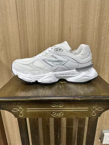 NB9060 Uniszex dad shoes belső magasságnövelő és vastag talppal, hálós felsőrészű futócipő