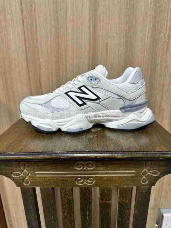 NB9060 Uniszex dad shoes belső magasságnövelő és vastag talppal, hálós felsőrészű futócipő