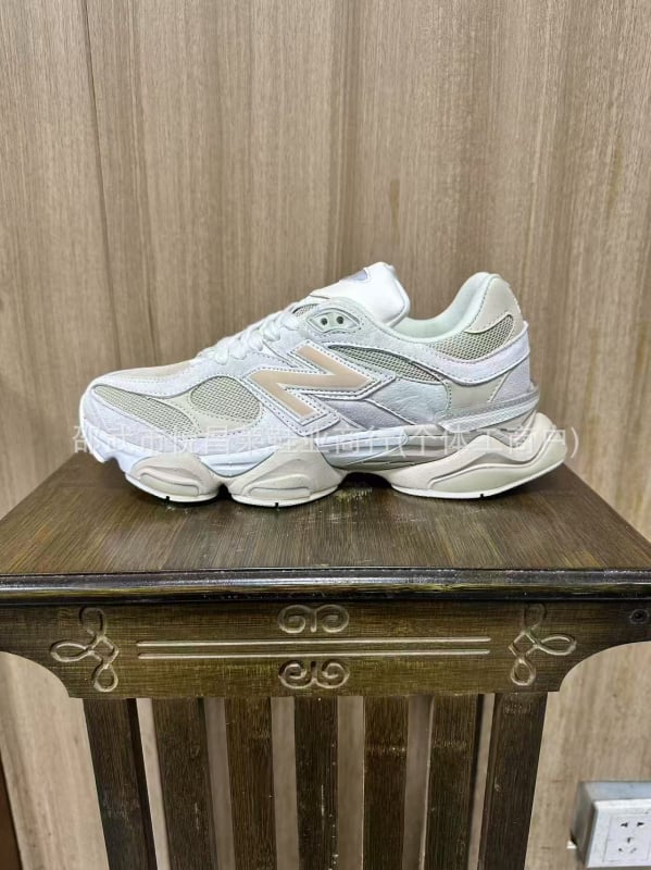 NB9060 Uniszex dad shoes belső magasságnövelő és vastag talppal, hálós felsőrészű futócipő