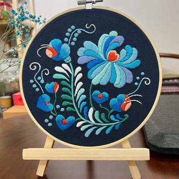 Nástenné vyšívané dielo s kvetinami a rastlinami – DIY súprava Lu embroidery