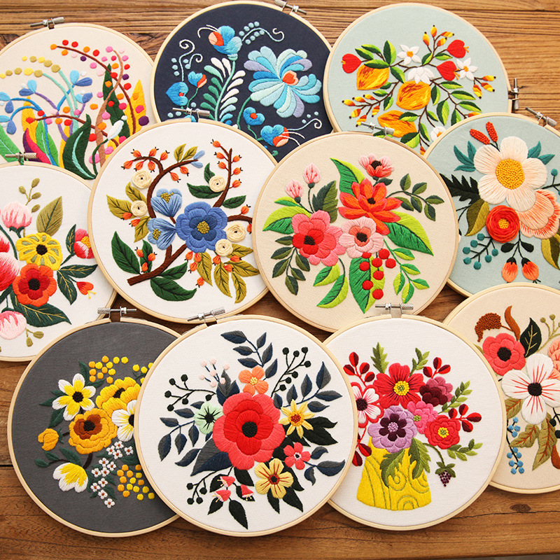 Nástenné vyšívané dielo s kvetinami a rastlinami – DIY súprava Lu embroidery