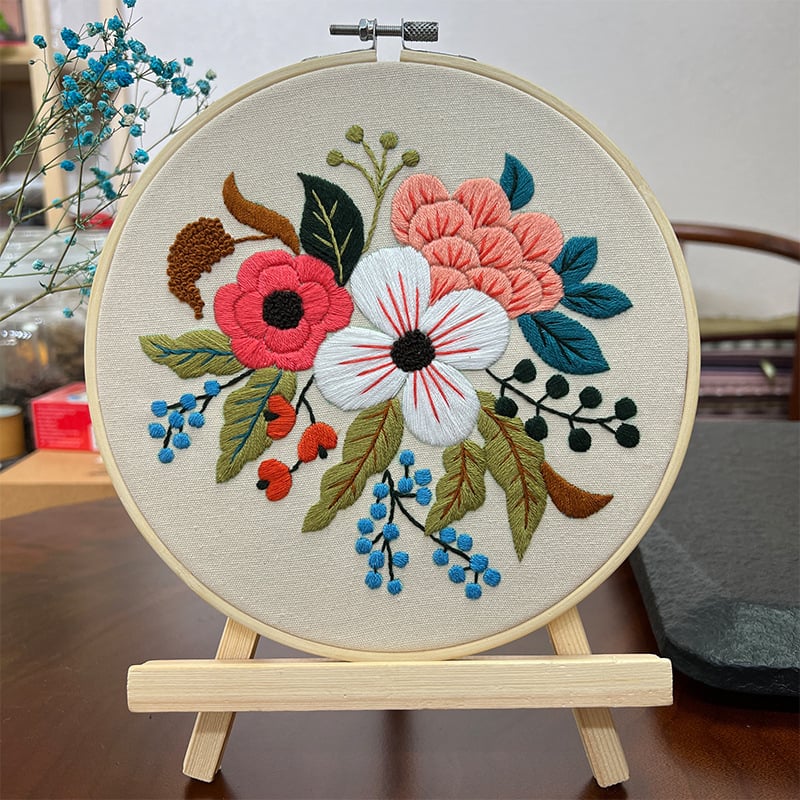 Nástenné vyšívané dielo s kvetinami a rastlinami – DIY súprava Lu embroidery