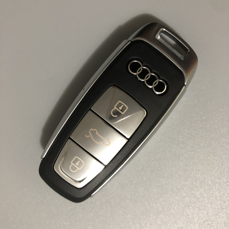 Модел на симулиран ключ за автомобили Cadillac, Lamborghini, Ferrari, Audi, Mercedes-Benz, BMW и Porsche.
