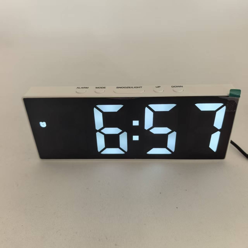 Hlasovo ovlávaný LED zrkadlový budík, moderný minimalistický stolný elektronický budík s veľkou obrazovkou