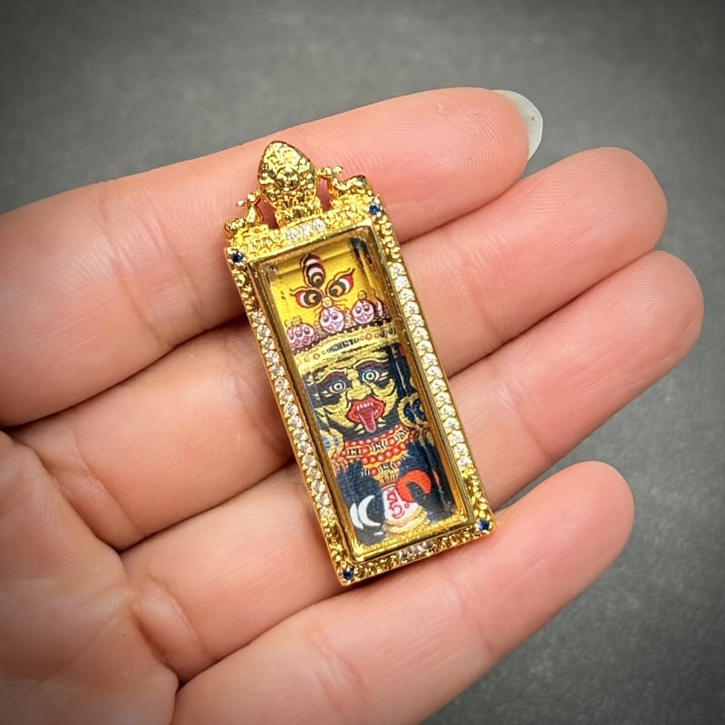 Tibetanskog stila mali Thangka privjesak Zelena Tara, polu ručno oslikana mesingana kutija Gawu