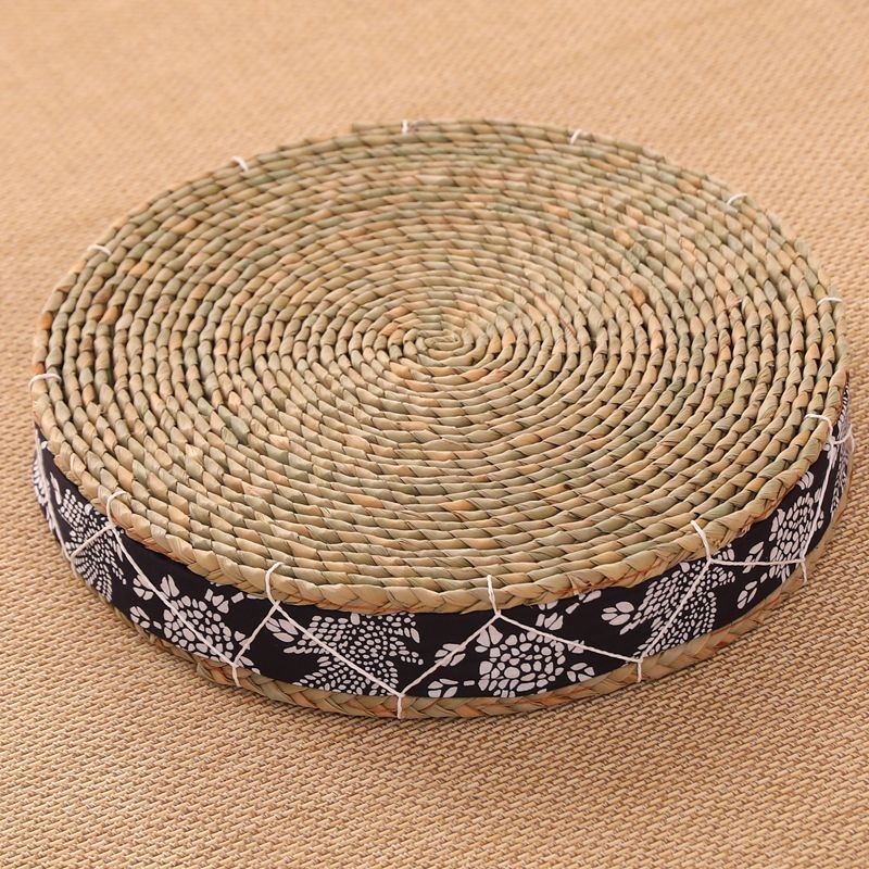 Slama pletená podložka na balkón v japonskom štýle tatami, vhodná do obývačky a spálne
