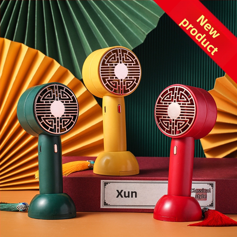 Mini ručný ventilátor s USB nabíjaním, vstavaná batéria, 4 lopatky, tichý a kompaktný