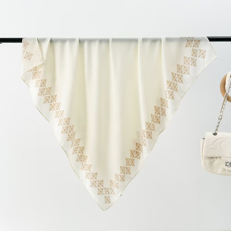 2026 Jednostavan otisak svilenog šala za žene, veliki kvadrat 90 cm, svila twill, retro svestrani šal za putovanja