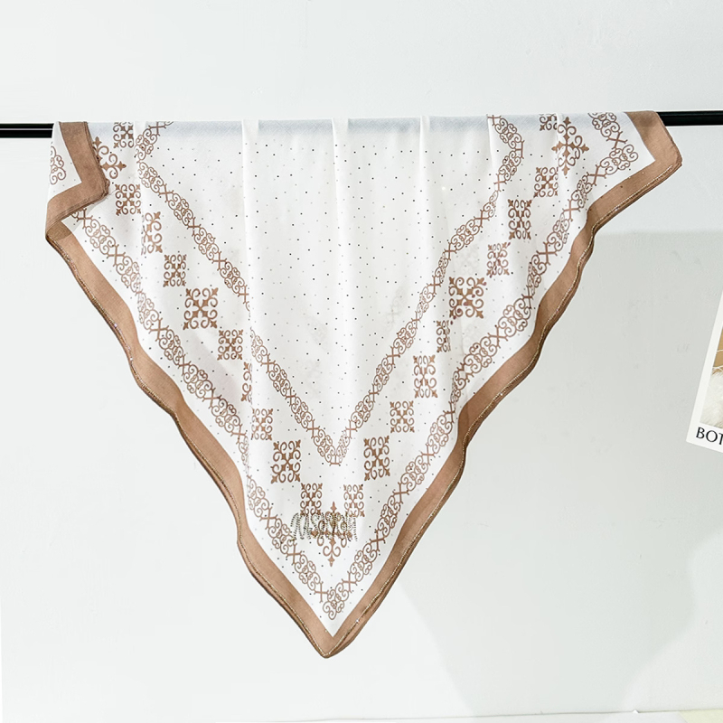 2026 Jednostavan otisak svilenog šala za žene, veliki kvadrat 90 cm, svila twill, retro svestrani šal za putovanja