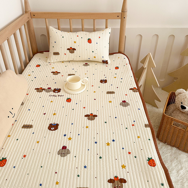 100% pamut baba bölcsői ágyneműkészlet: lepedő, paplanhuzat, patchwork ágytakaró huzat és csúszásmentes alátét gyermekeknek