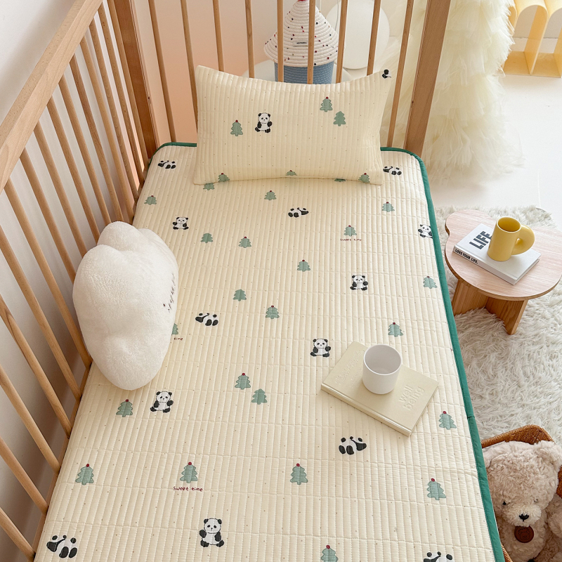 100% pamut baba bölcsői ágyneműkészlet: lepedő, paplanhuzat, patchwork ágytakaró huzat és csúszásmentes alátét gyermekeknek