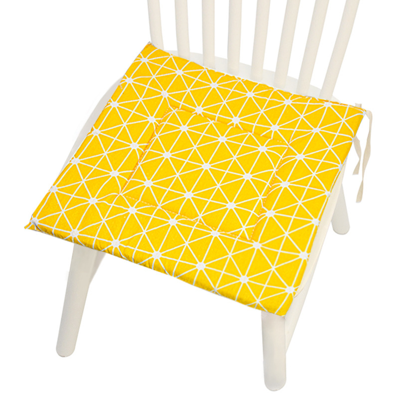 Vytlačený poťah na stoličku z polyestera-bavlny s geometrickým vzorom, vzorom houndstooth a kvetinovým motívom – moderný minimalistický štýl, výplň PP bavlna, značka Mr. Bao