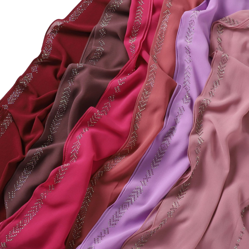 Chiffon hijab jednobojni s kristalima, dugi šal za glavu