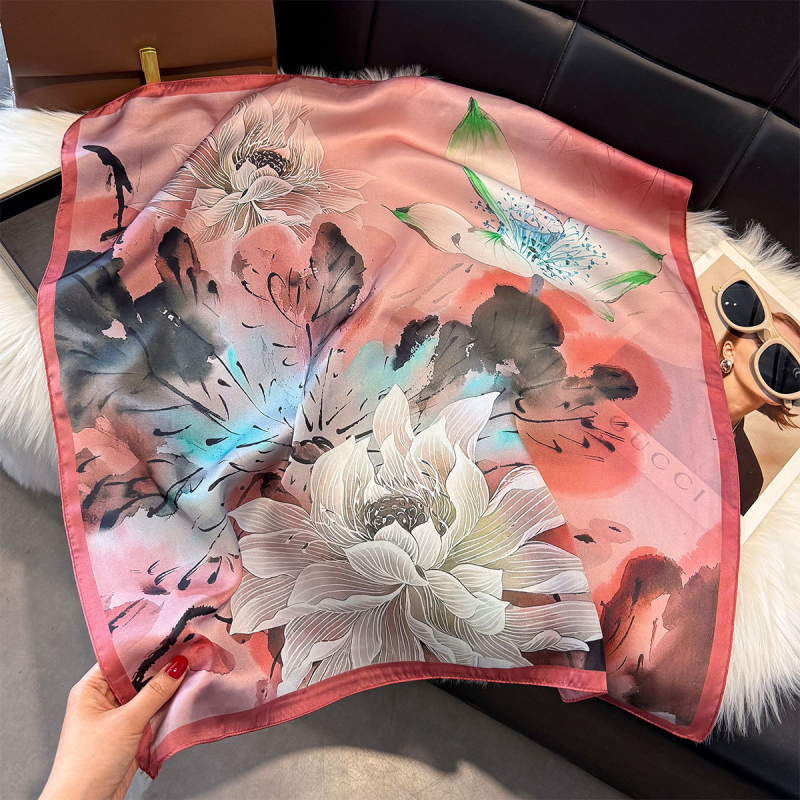 70x70 cm női poliészter négyzet alakú sál finom virágos mintával, elegáns francia stílus