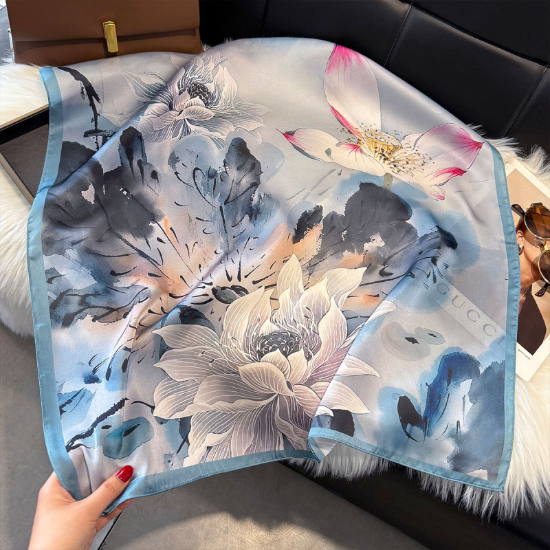 70x70 cm női poliészter négyzet alakú sál finom virágos mintával, elegáns francia stílus