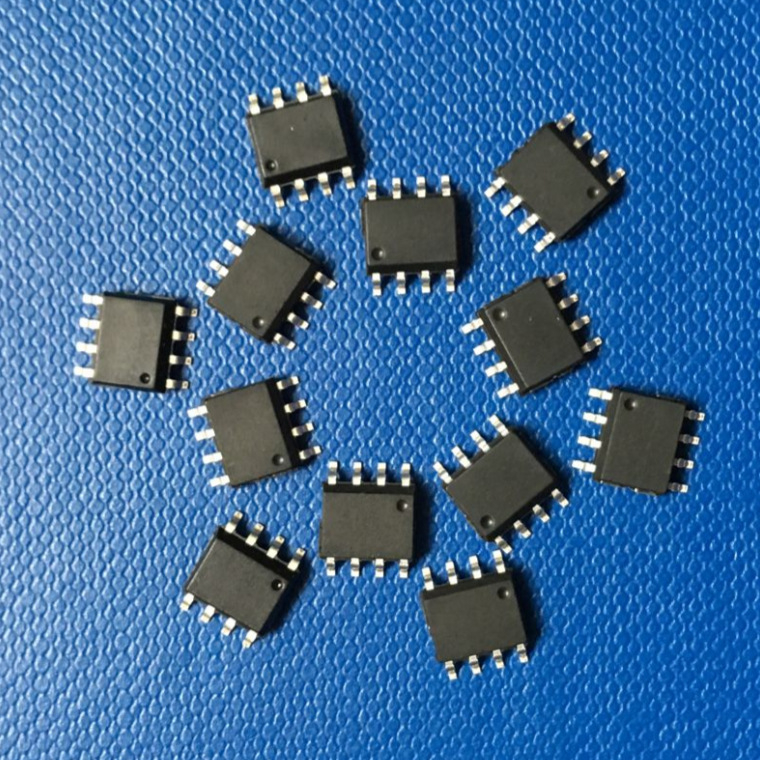 LED PWM IC s tri razine svjetline i gumbom