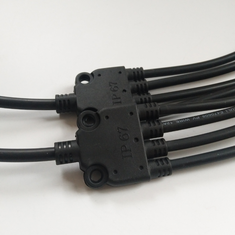 MC4 fotovoltaický konektor, 1-4, IP67 vodotesný