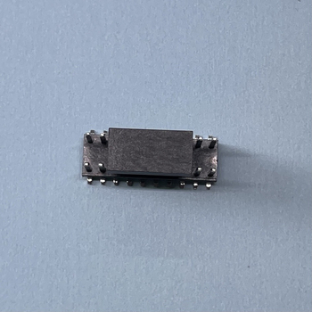DJ7161T-1.2-10A 16-pínový automobilový konektor so zásuvkou pre PCB