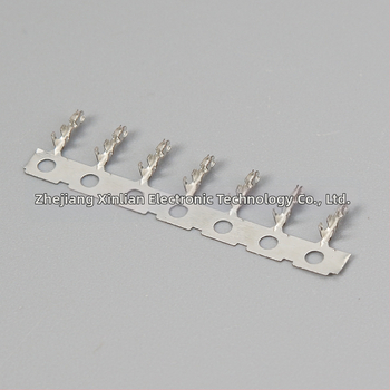 NH1.0CS/I14 1.0 mm pásový konektor s vertikálnym zámkom