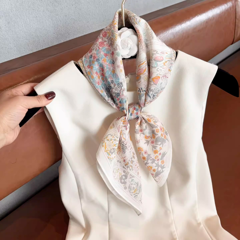 Шал от коприна Mulberry, квадрат 65×65 см, принт Градината на Моне, за жени, пролет-лято, лек и елегантен