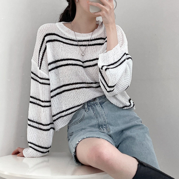 Korejski šik prozračni prugasti pleteni crop top s dugim rukavima, slobodan kroj, UPF30+ zaštita od sunca