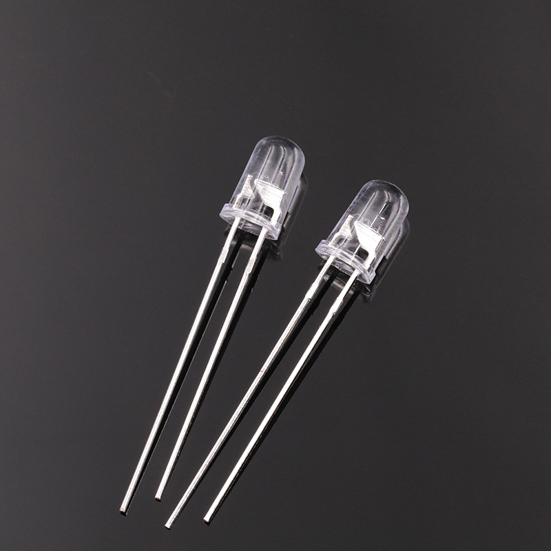 Haolaiguang 5 mm-es LED gyöngyök, átlátszó, kerek fejű, hosszú lábú, piros-kék dupla villanás, piros-zöld ciklus