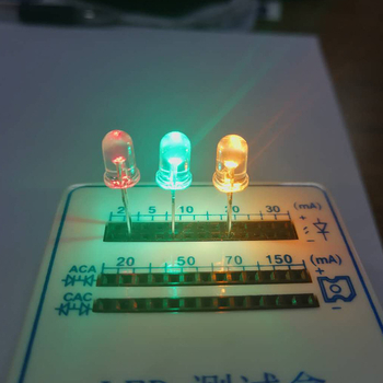 F5 LED gyöngyök, piros/zöld/sárga fény, 5 mm, közvetlen csatlakozású LED forgalmi jelekhez