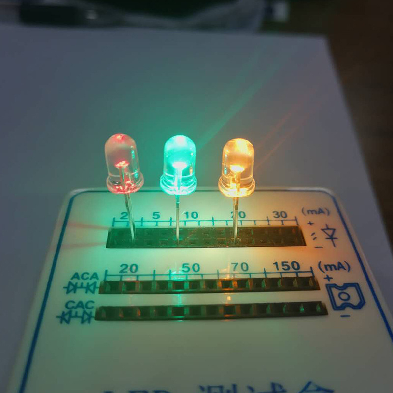 F5 5 mm trobojna LED dioda za semafor — crvena, zelena, žuta