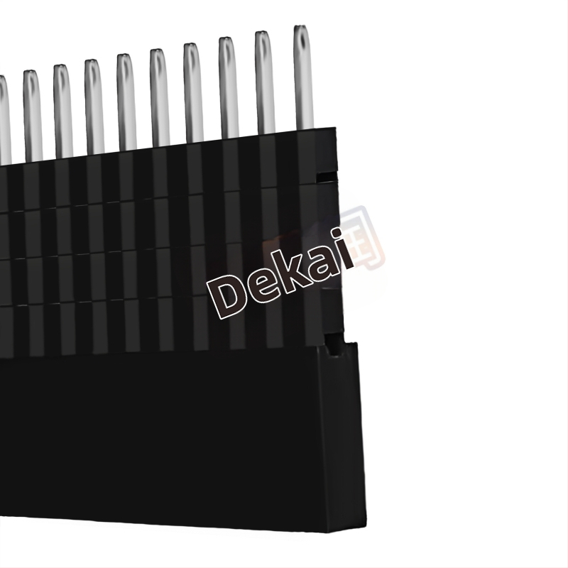 PC104 priemyselnej kvality jednoradový ženský konektor, 1×40 kontaktov, rozstup kontaktov 4,7 mm, celková dĺžka 23,2 mm, plastový izolátor, výška izolátora 18,5 mm