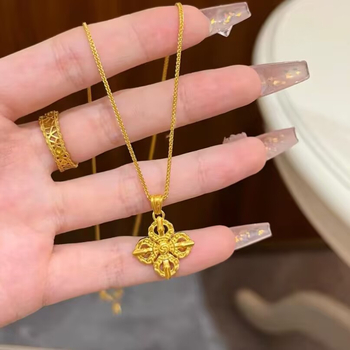 Privjesak Vajra križ s pravim zlatom i dijamantnom ugradnjom, vintage stil, drevna tehnika, tanka ogrlica za ključnicu