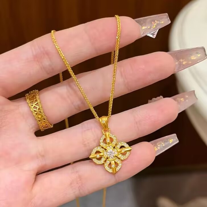 Privjesak Vajra križ s pravim zlatom i dijamantnom ugradnjom, vintage stil, drevna tehnika, tanka ogrlica za ključnicu