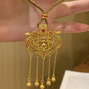 Pozlaćeni nakit pravim zlatom uz čvrsto zadržavanje boje, drevni kineski retro stil, privjesak s resicama i motivom brave, duljina 41–50 cm, za žene.