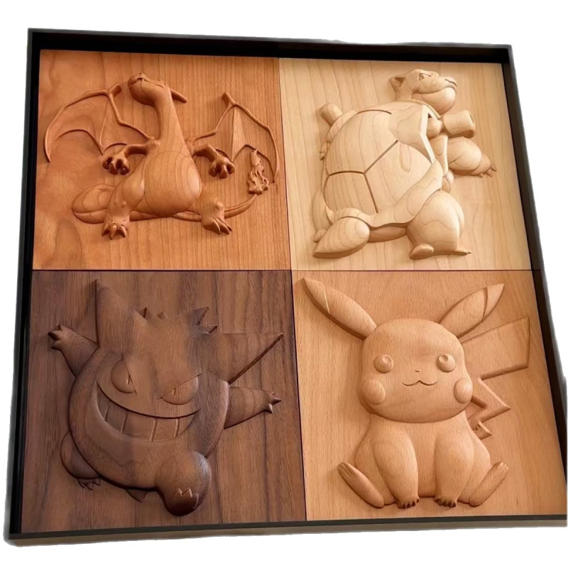 Drevený reliéf s anime postavou ornament