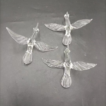 Svetelný akrylový kolibrík – visací dekoratívna lampa na svadby