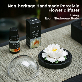 Ručne vyrobený porcelánový difuzér s kvetinovým motívom – aromaterapeutická ozdoba do obývačky, spálne a pracovne; keramická darčeková sada