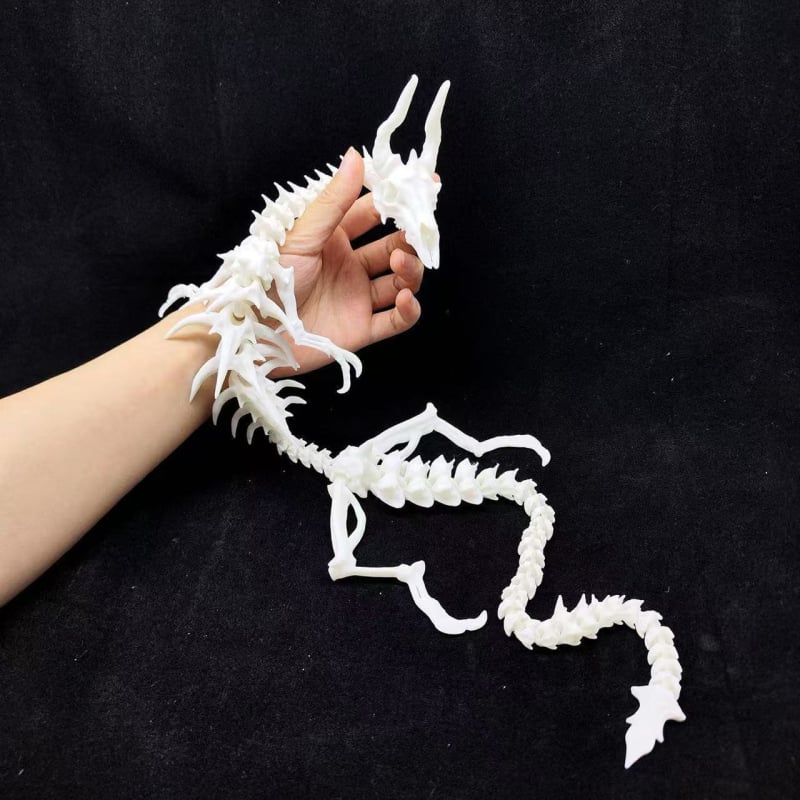 3D tlačený artikulovaný drakový skeletový prívesok s pohyblivými kĺbmi — nový model, darček k narodeninám