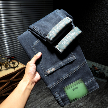 Férfi koreai stílusú denimnadrág, rugalmas, mindennapi viselet, slim-straight szabás