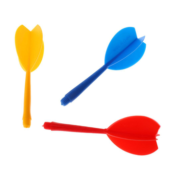 6 mm plastični šaft za pikado s integriranim letkama, 30 plastičnih letki, 5 boja dostupno