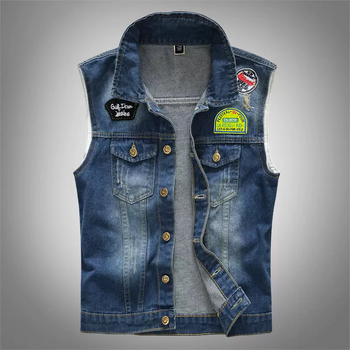 Férfi koreai stílusú slim-fit denim mellény patch-ekkel