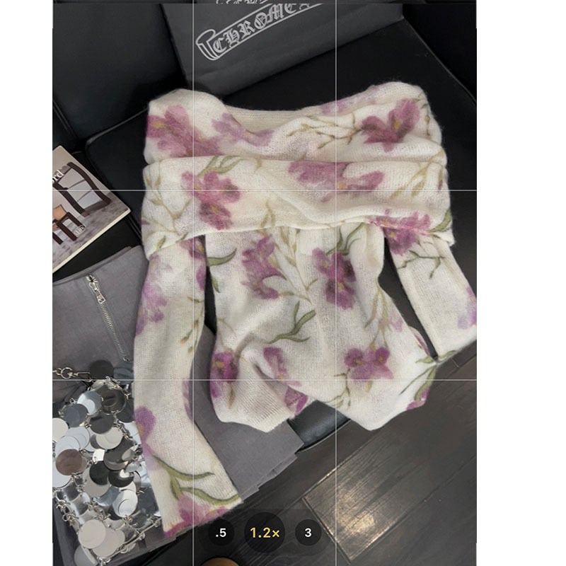 Ženska pletena majica s floralnim uzorkom i izloženim ramenom, francuski šarm, nježan i moderan proljetni osnovni komad