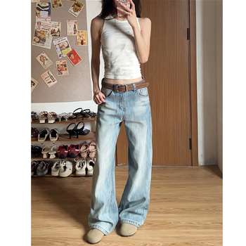 Ženske traperice u američkom stilu, plavi isprani denim, visokim strukom, ravni kroj, blagi vizualni efekt sužavanja siluete