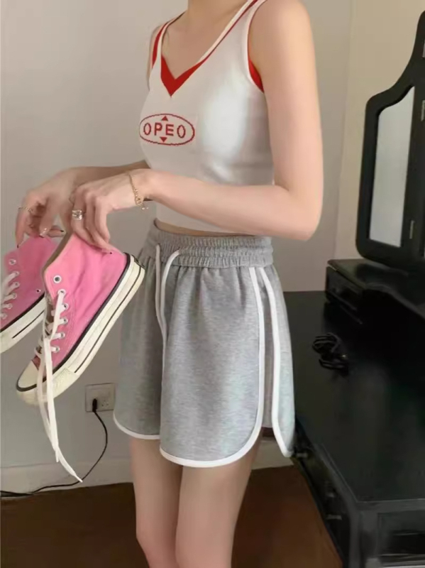 Sive ženske šortse, casual stil, elastičan pojas, udoban kroj, široke nogavice, 3/4 duljine, ljeto