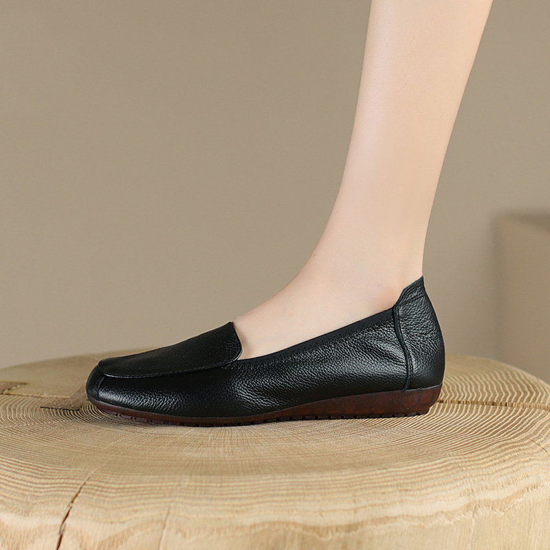 Kožne slip-on ženske cipele za srednju i stariju dob, protuklizna mekana potplata, svakodnevne kožne cipele za proljeće i jesen, okrugli vrh