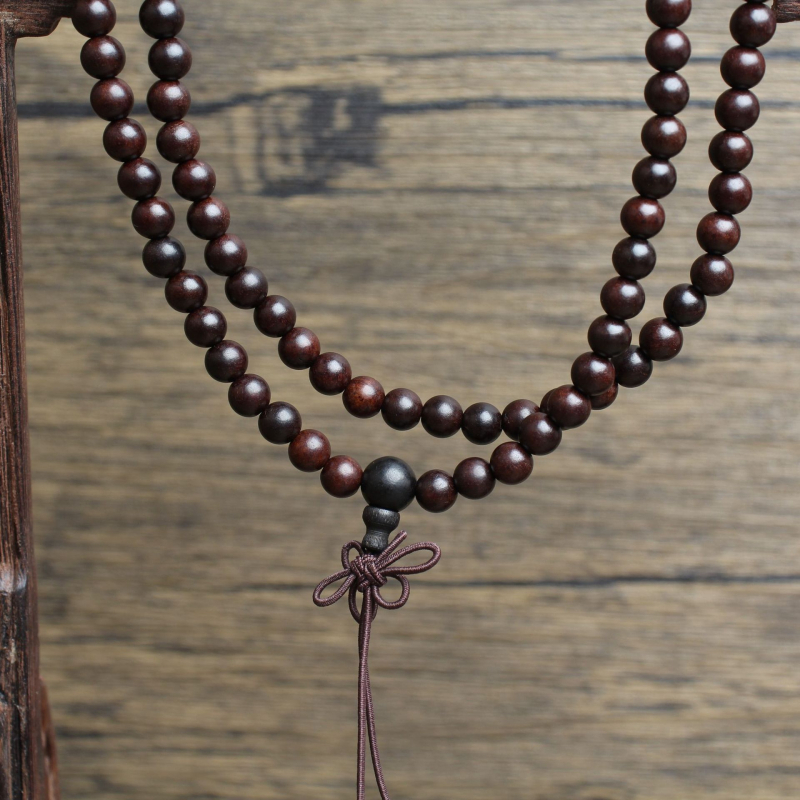 Náramok s buddhistickými korálikmi zo dreva jujube, 108 korálikov, 6 mm, tmavé staré drevo, ručne brúsený, moderný minimalistický štýl