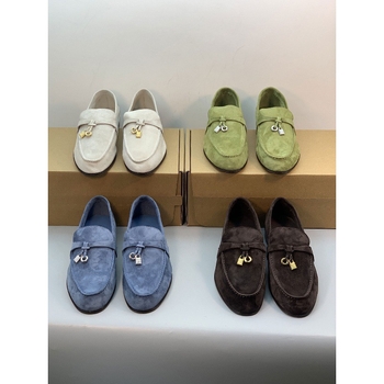 Ženske kožne loaferice s resicama, slip-on, retro stil