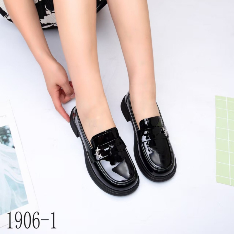 Ženske loaferice s debelim potplatom, mek podlogom, britanski stil, sjajna koža
