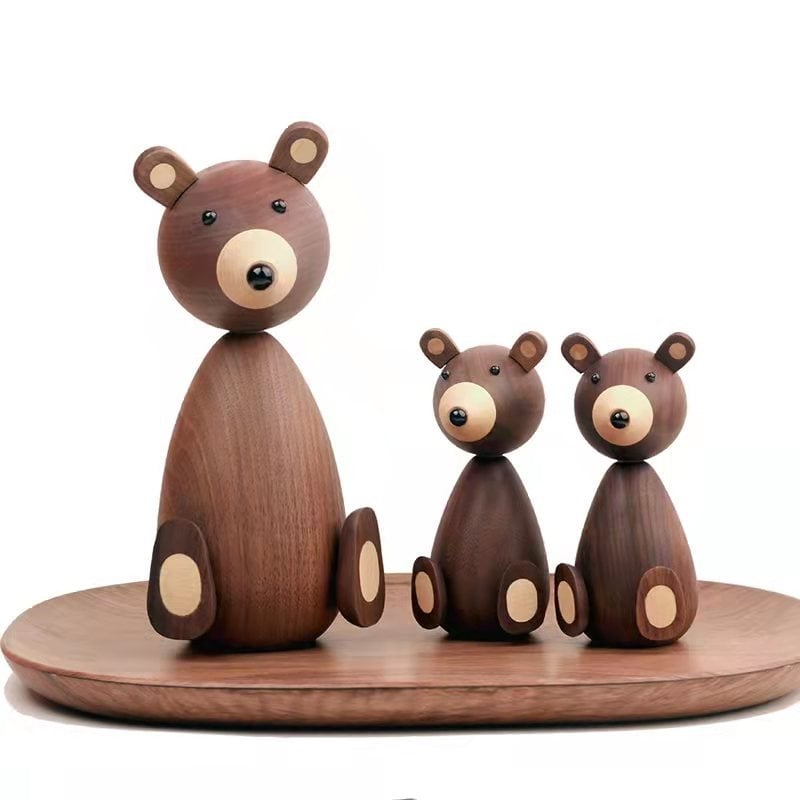 Designer Sabri Wood: malý hnedý medvedík, strednej veľkosti, domová dekorácia