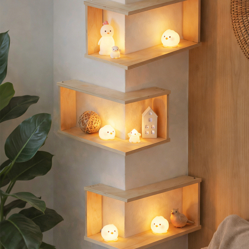 Drevená dekorácia na stenu s dvojposchodovým stojanom na kvetináče, moderný minimalistický štýl