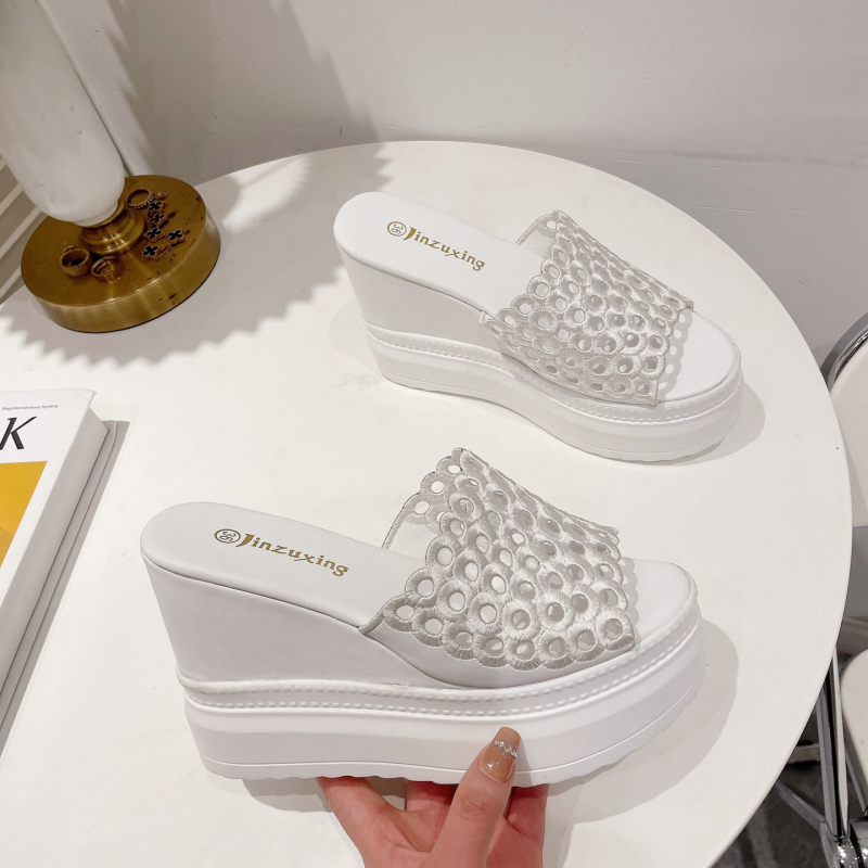 Női 10 cm-es wedges szandál – nyitott orr, csúszásmentes, beépített magasság, vastag talp, római stílus