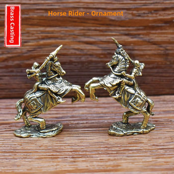 Mosadzný kôň-rytier, stolný dekor, kreatívny zbierkový predmet